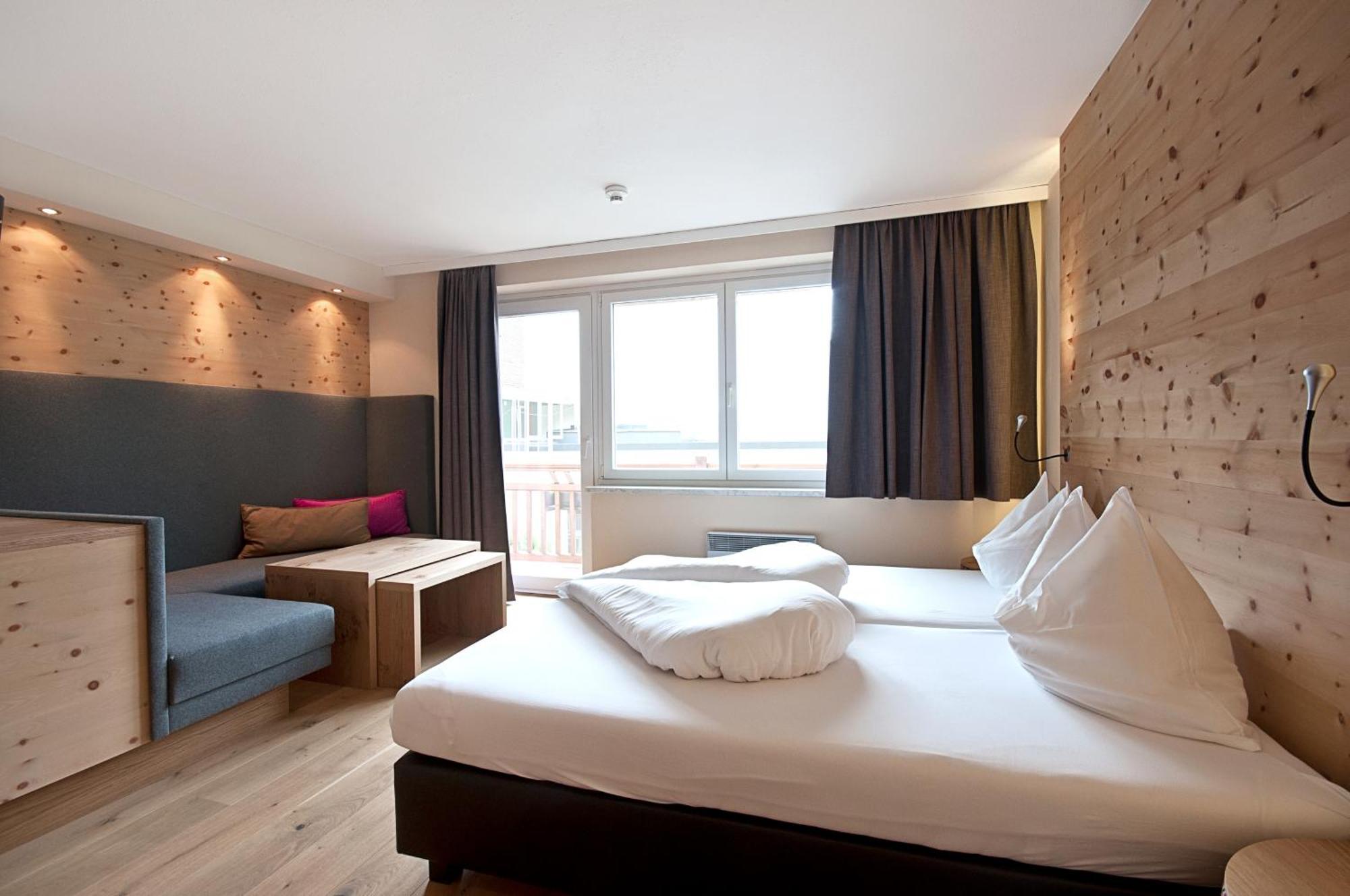 Pop-up Living Zell Am 4*