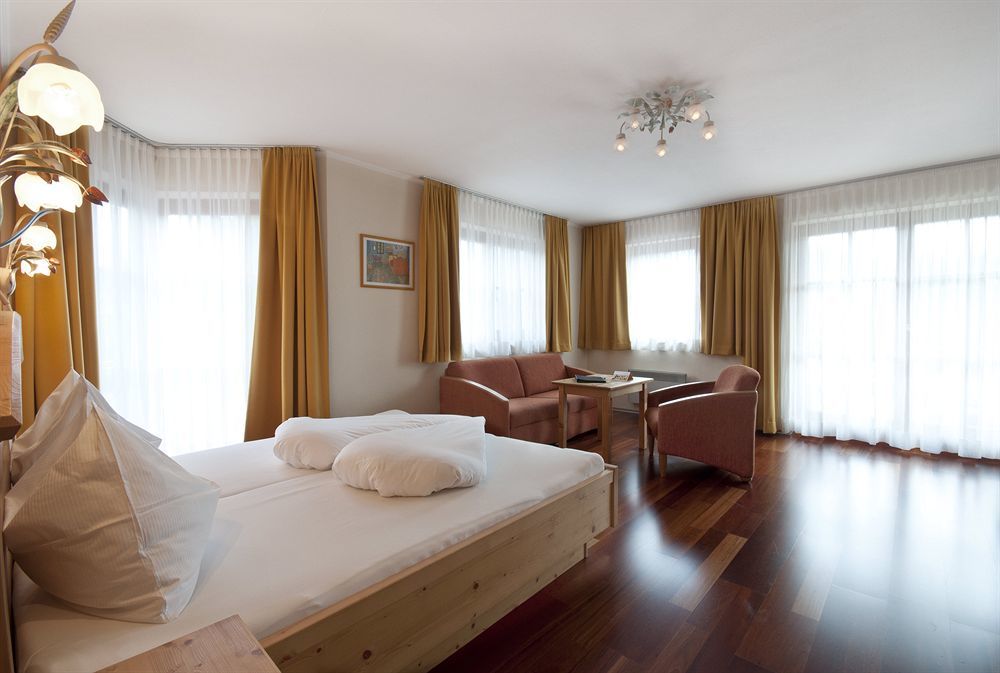 Hotel Pop-up Living Zell Am 4*