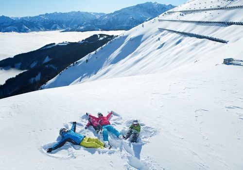 Hotel Pop-up Living Zell Am 4*